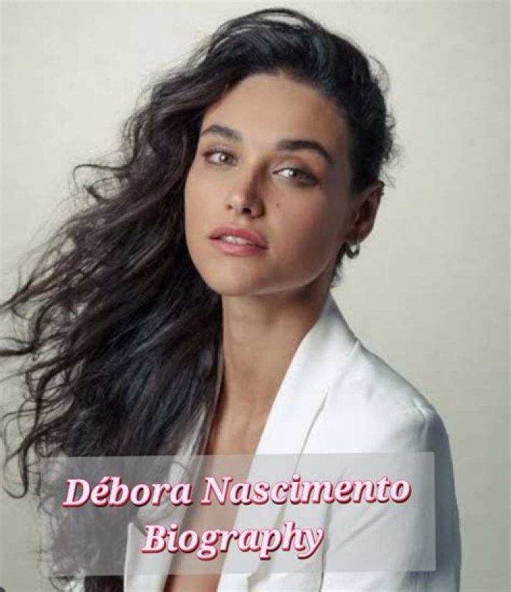 D&eacute;bora Nascimento