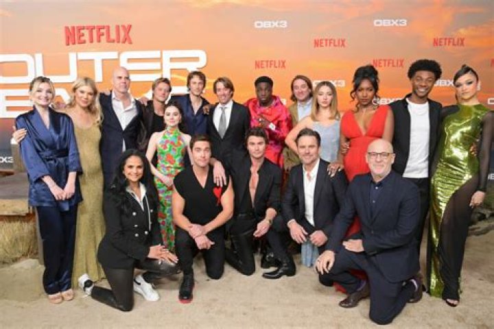 Did Chase Stokes Act In Stranger Things? – Celebrity