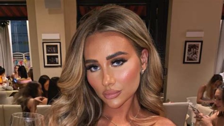 Gabriella Howell in Bathing Suit is "Beautiful" — Celebwell
