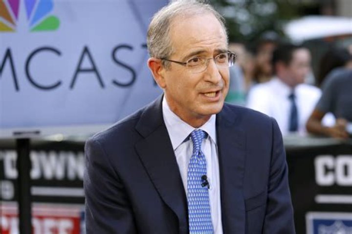 
How Much Money Does Brian Roberts Comcast CEO Make? Latest Income Salary
