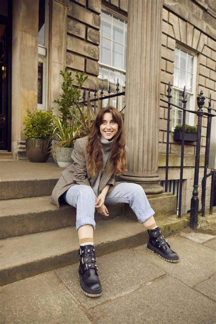 Joanne Thomson Joanne Thomson career and net worth